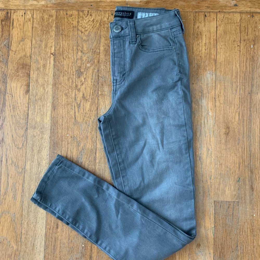 Gray High Rise Jeggings